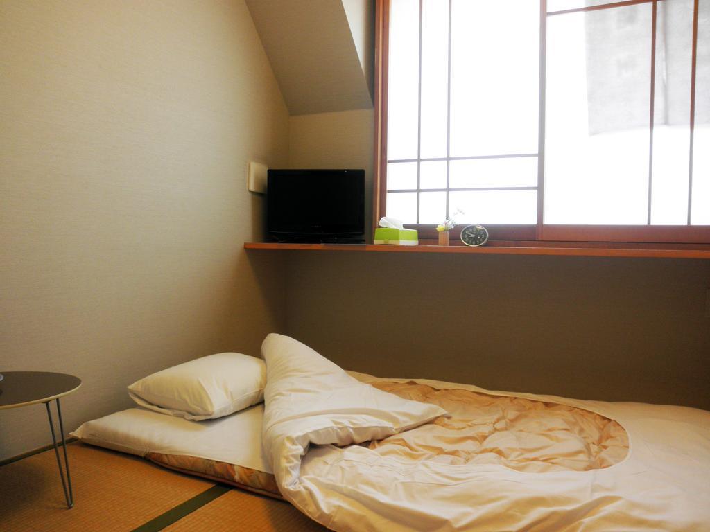 Family Inn Saiko Токио Экстерьер фото