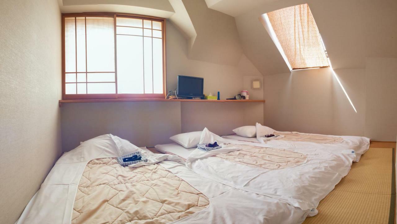 Family Inn Saiko Токио Экстерьер фото